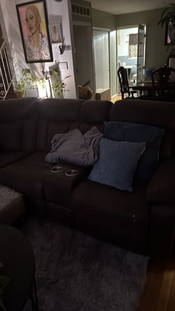 Large recliner sofa