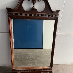 VINTAGE MIRROR