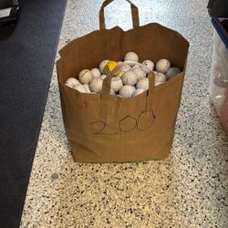 200 Hit-Away Golf Balls