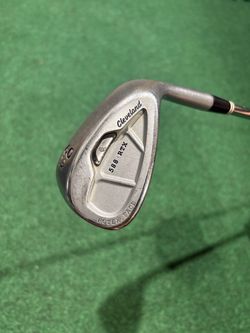 Cleveland RTX 56 degree wedge right handed golf club