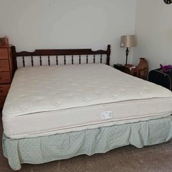 1 King Size Bed Frame And king Mattress 