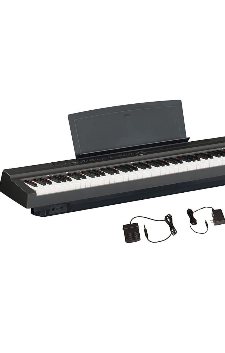 PIANO. Yamaha 125P 88 Keys With Stand