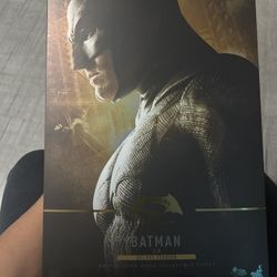Hot Toys Batman 2.0 DELUXE 