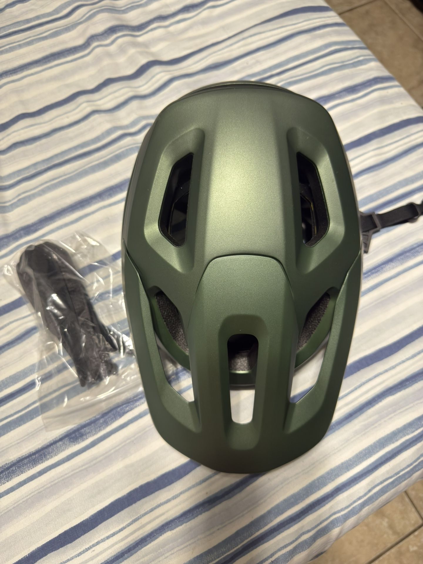 MTB HELMET