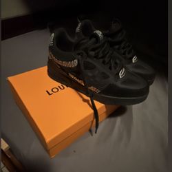 Louis V Skates