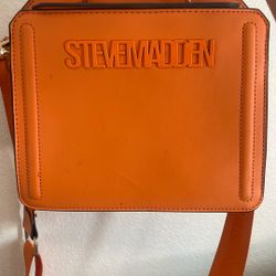 SteveMadden