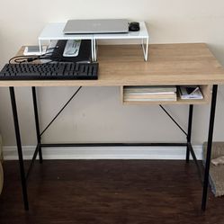 Small desk