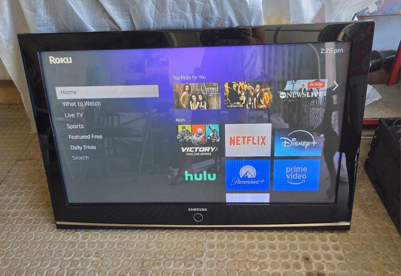SAMSUNG 42" TV