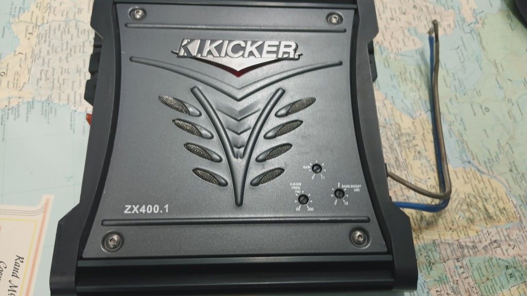 Kicker ZX 400.1 Old School Power Amplifier. 400 W 2 Ohm Stable. Good Clean Power. Good Condition. FREE DELIVERY AND DEMO PORTLAND VANCOUVER AREA