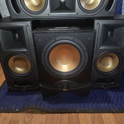 Klipsch Reference IV 3.1 Home Theater System (RB-81, RC-62, RW-10d)