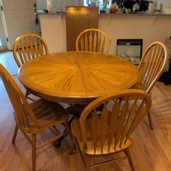 Solid Oak Pedestal Table With 5 Chairs 
