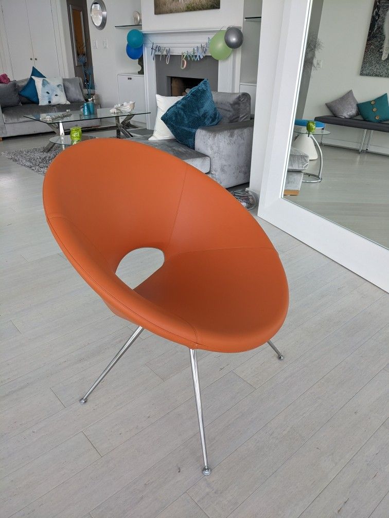 Sputnik Armchair