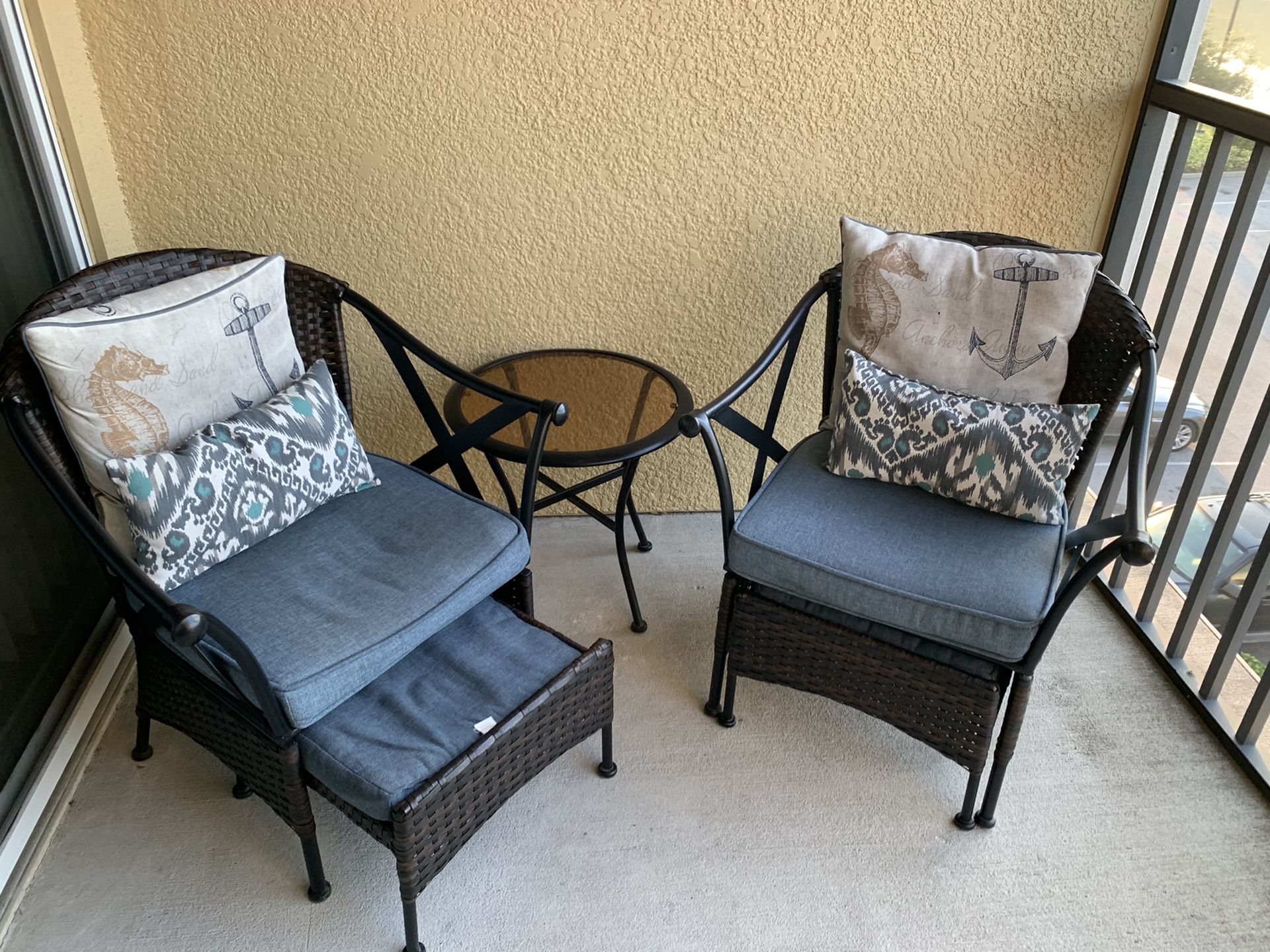 5 PC outdoor furniture set