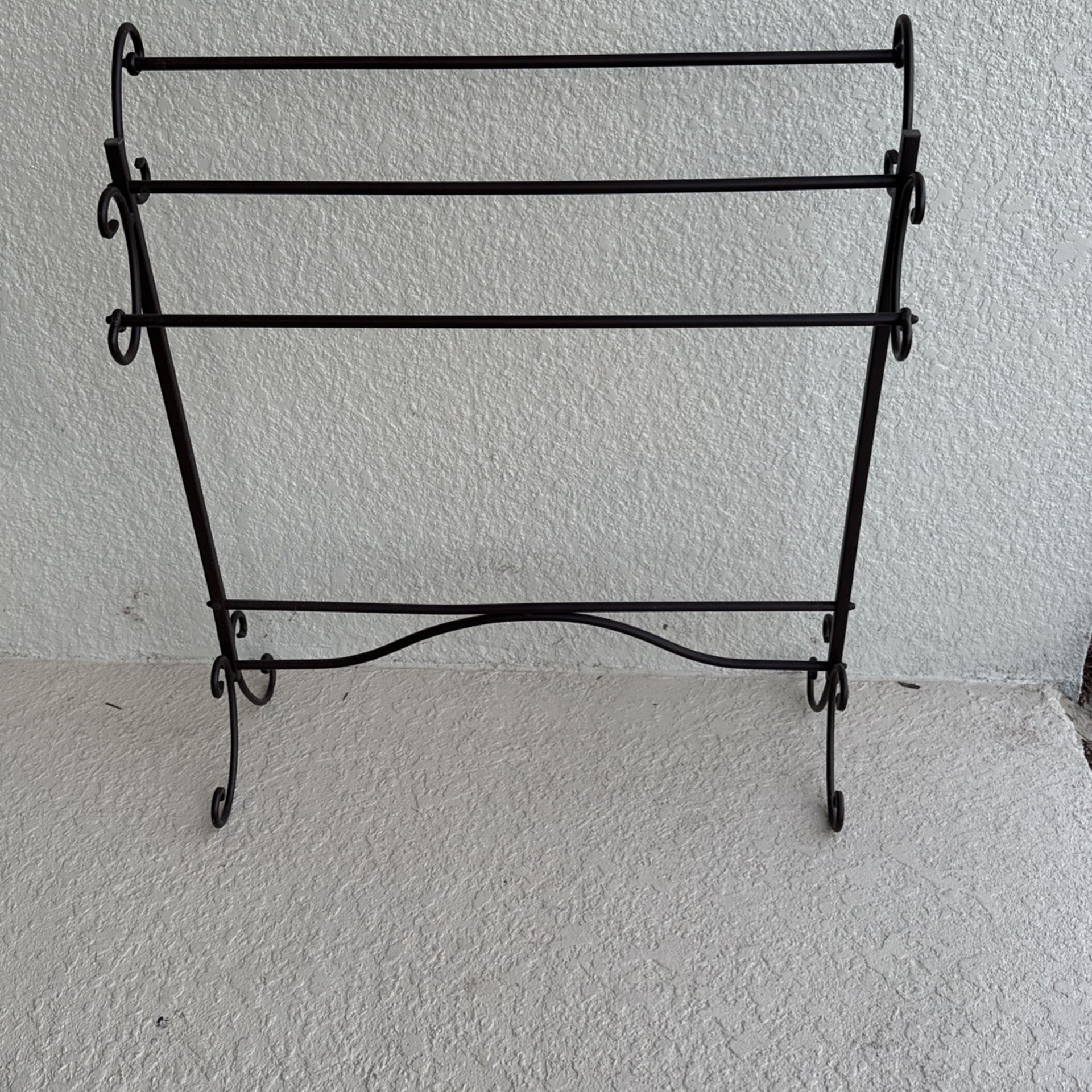Bronze Blanket Display, Towel Rack