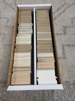 Box of assorted baseball cards