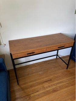 Wood desk - 2 drawers.