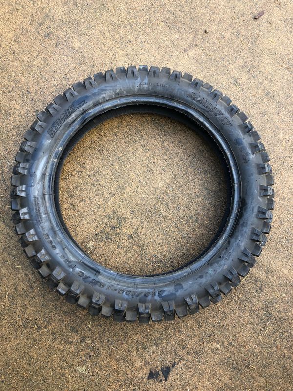 Like new dirt bike rear tire for Sale in Edgewood, WA OfferUp