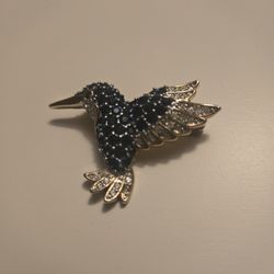 Hummingbird Blue Pave Rhinestones Brooch Pendant Flying Goldtone Feathers