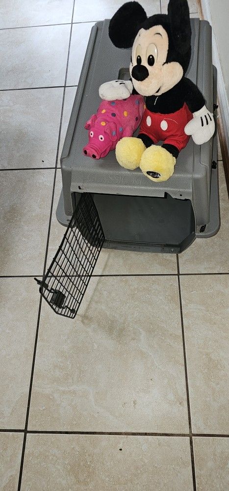 Dog Crate With Free Toys