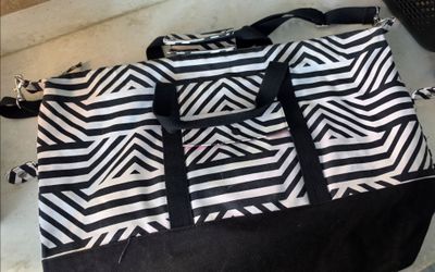 Weekend travel bag