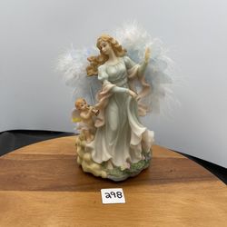 VNTG Fiber Optic Angel Plays Music