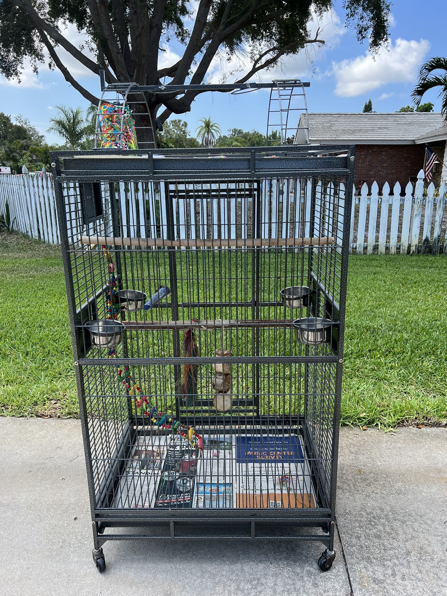Bird Cage With Play top 