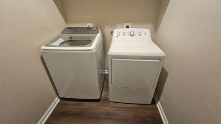 Samsung washer & GE Dryer