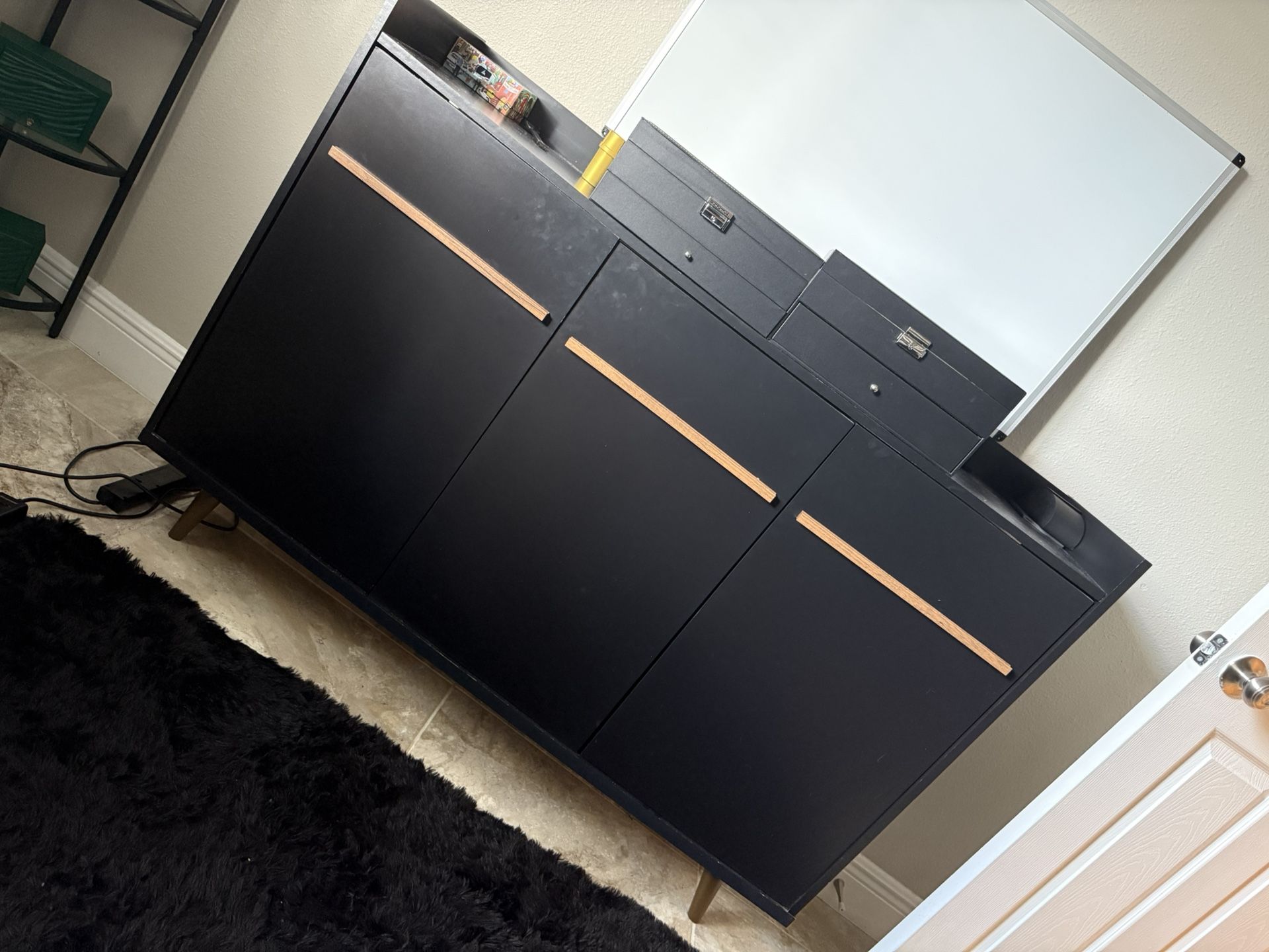 🖤 Sleek Modern Black Storage Cabinet – Great Condition!