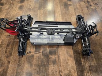 Losi Lasernut RC Chassis