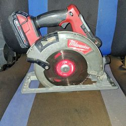 Milwaukee Saw For Left Hand 