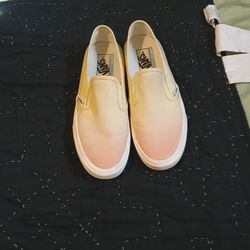 New Vans Size 7