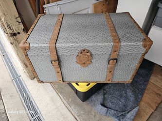 Vintage Storage Trunk