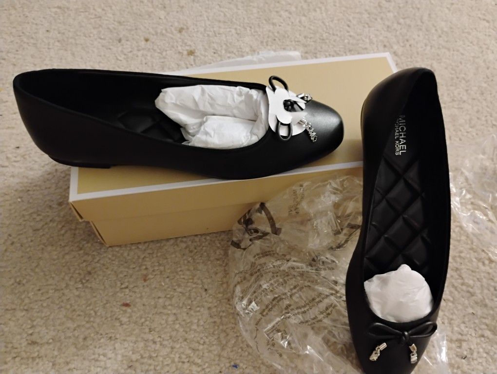 Authentic Michael Kors Flats