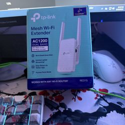 Brand new Tp Link wifi Extender for gaming and at home use