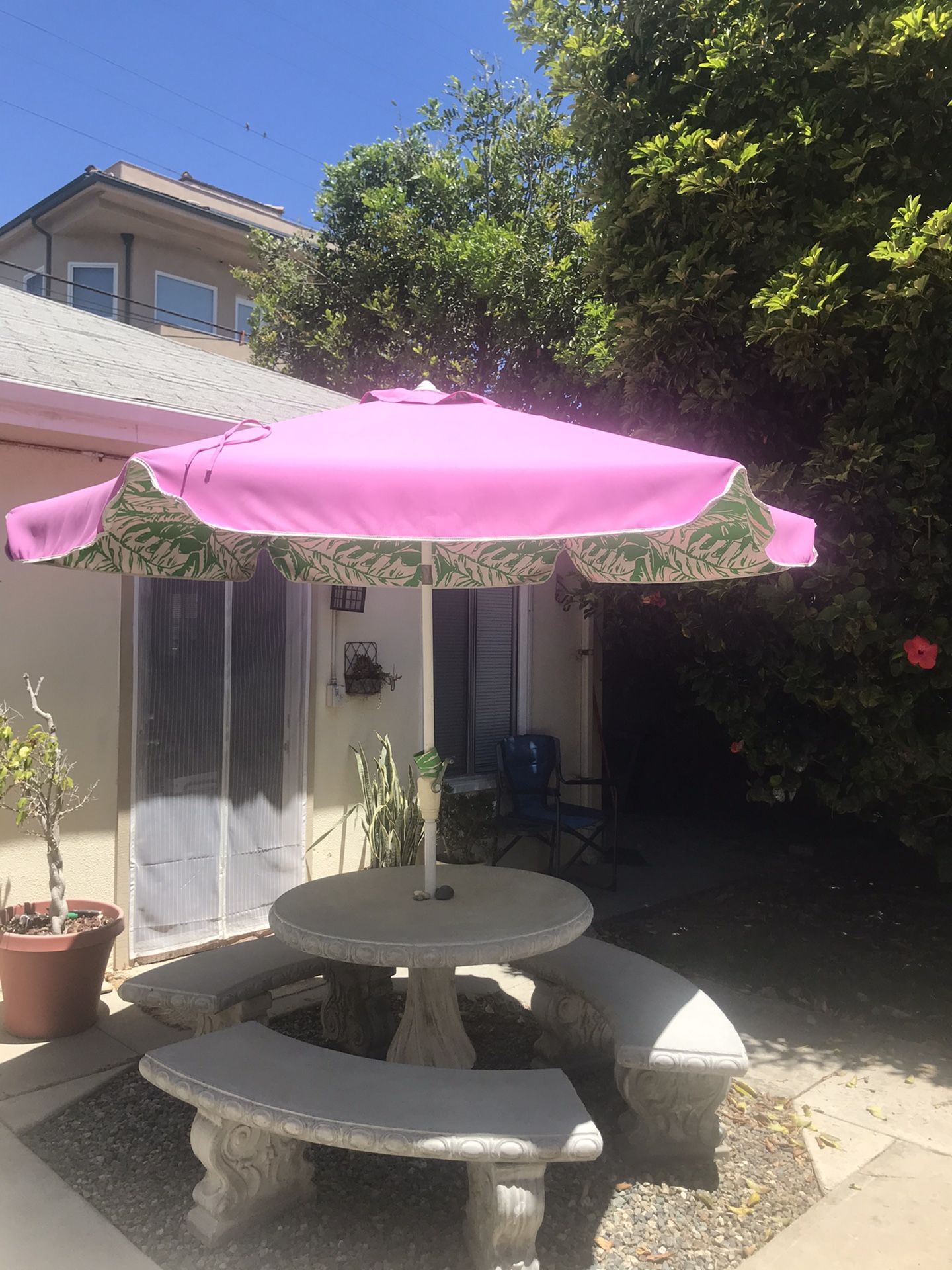 Lilly Pulitzer 9’ Patio Umbrella