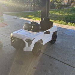 12v Toyota Tundra Kids Ride On