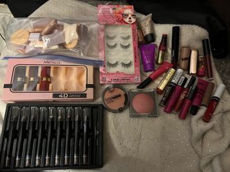 Make up bundle