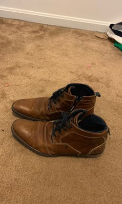 Steve Madden leather size ten boots
