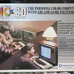 Commodore VIC-20 Personal Computer With Games