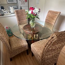 Dinning Table