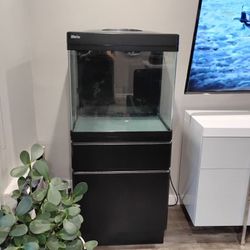 Red Sea 35  Gal ALL IN 1  Nano Cubey Aquarium Fish Tank And Stand