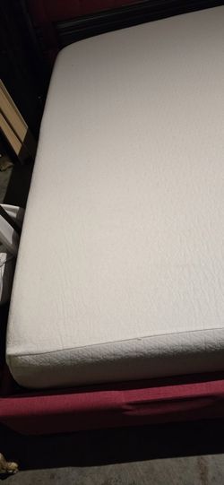 QUEEN MATTRESS  BOXSPRING END MEMORY FOAM MATTRESS 