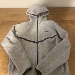 Grey Nike Fleece 