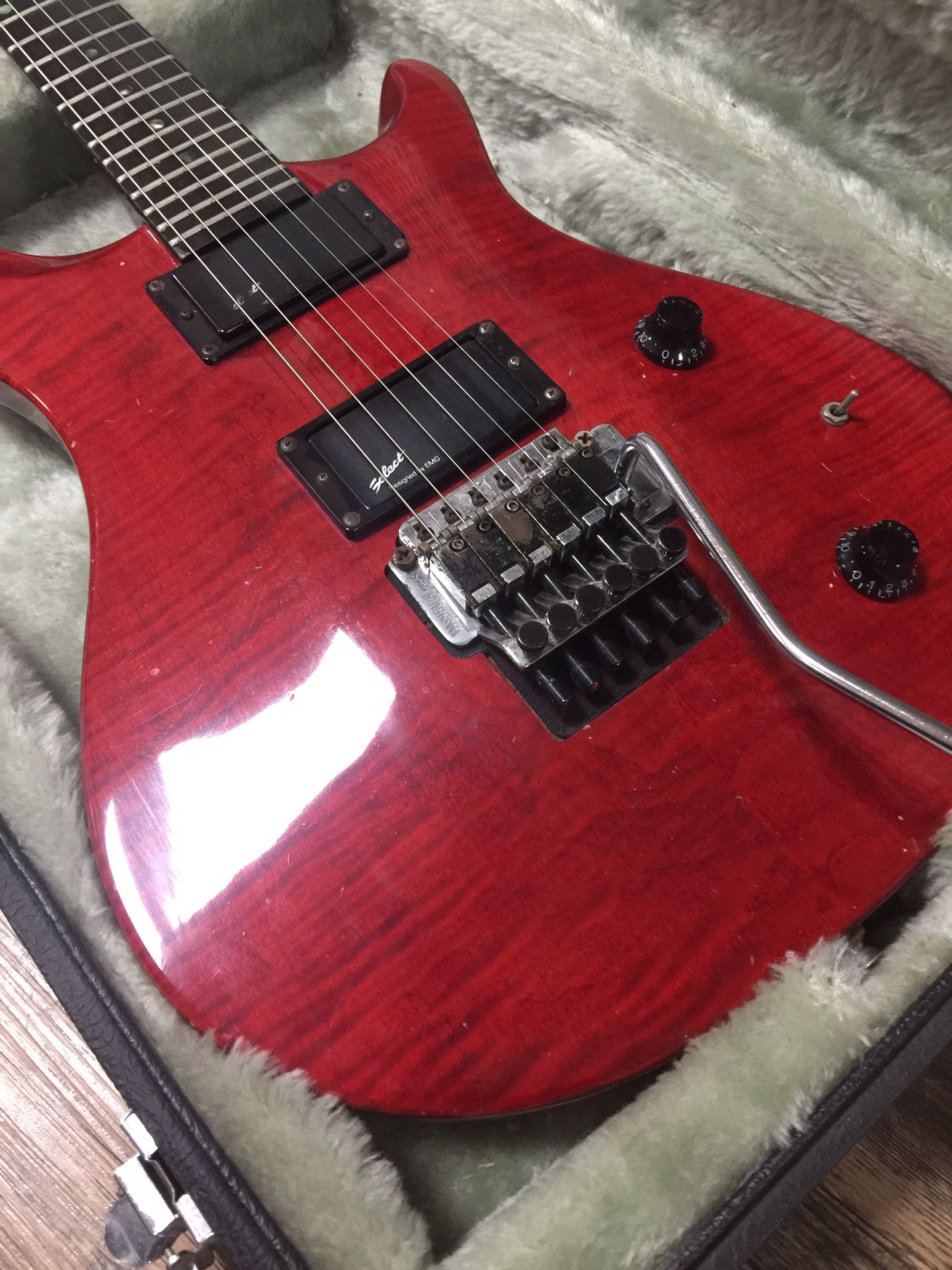 VINTAGE WASHBURN RS10V GUITAR for Sale in Garden Grove, CA OfferUp