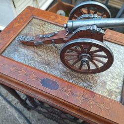 Vintage Denix Cannon