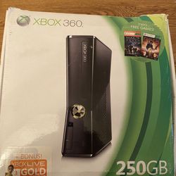  X Box 360  With Kinect