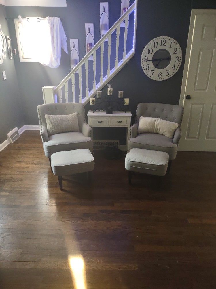 Matching Accent Chairs With Ottomans 