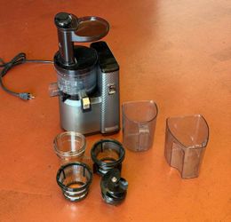 Nama Cold Press Juicer Vitality 5800