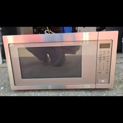 whirpool UMC5225DS0 Countertop Microwave 2.2 cu Stainless steel 1,200 watts