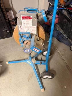 Jugs super softball pitching machine 70+mph